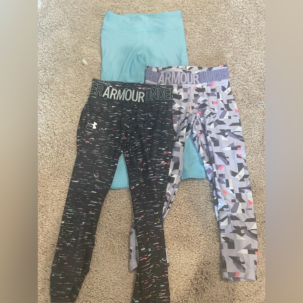 Girls medium capri leggings - three pairs under Armour